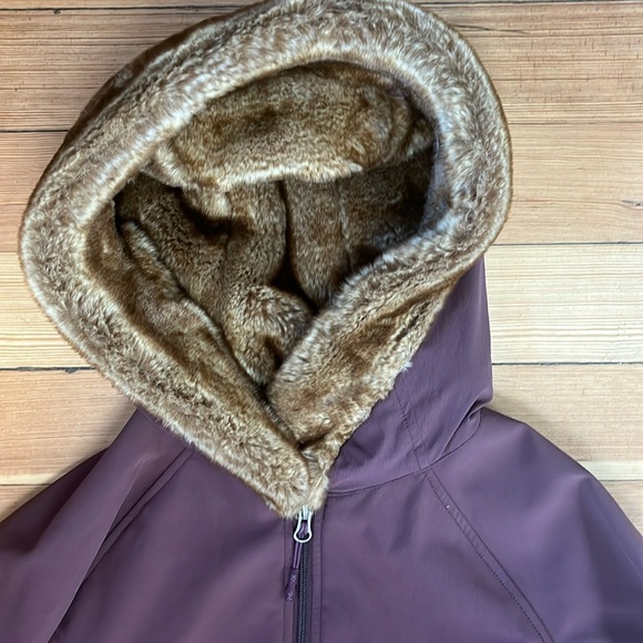 EIC Marmot Furlong Soft Shell jacket, amazingly soft faux fur lined hood! Size M - Picture 1 of 7